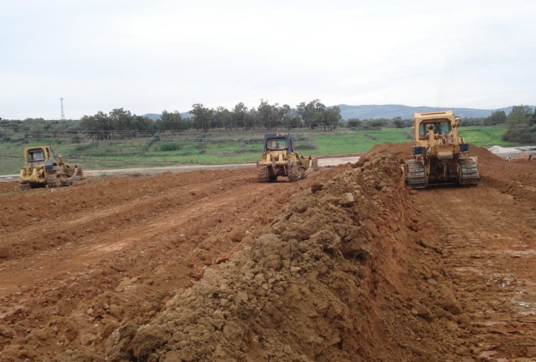 Berraki  à  Skikda-Campagne référendaire et inspection de  projets structurants
