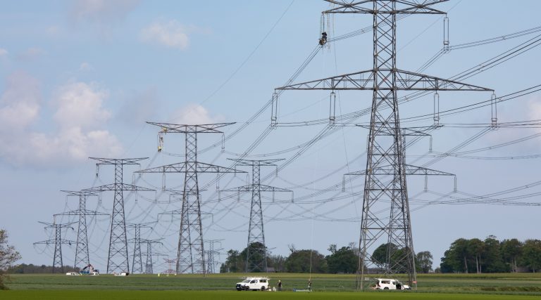 Energie-Le taux national d’électrification a atteint plus de 98% à fin 2019