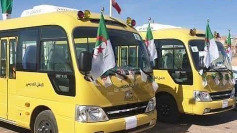 Sétif:300 millions de DA pour renforcer le transport scolaire