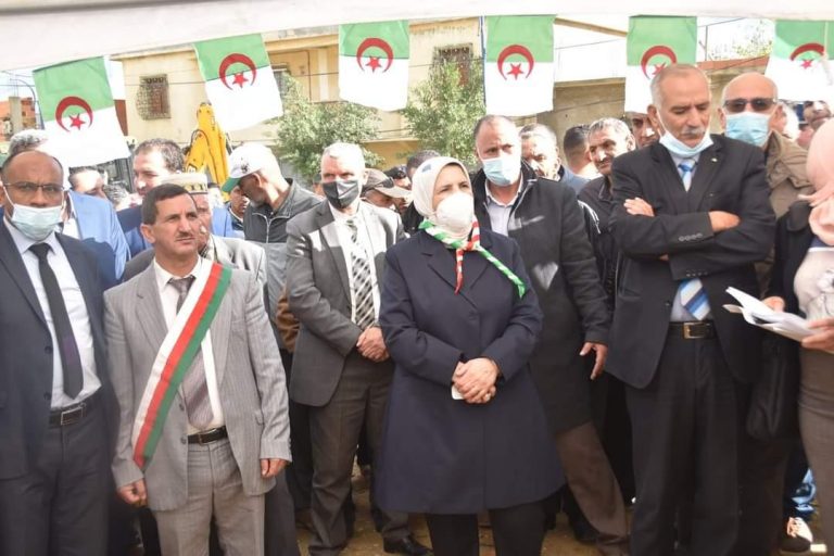 Guelma: Labiba Ounez inspecte des projets à HAMMAM N’BAILS et va à la rencontre des citoyens