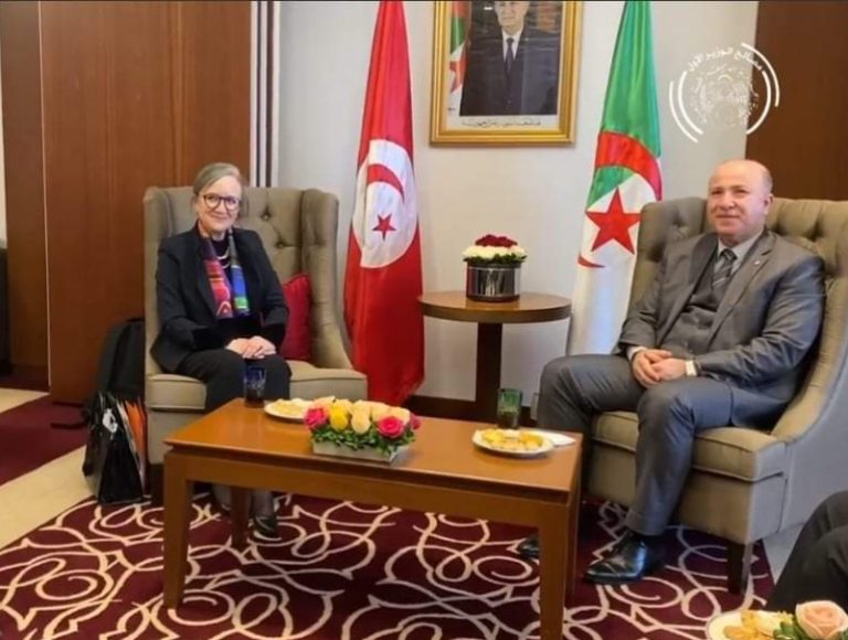 Benabderrahmane et son homologue tunisienne coprésident une séance de travail élargie en prévision de la visite du Président Tebboune en Tunisie