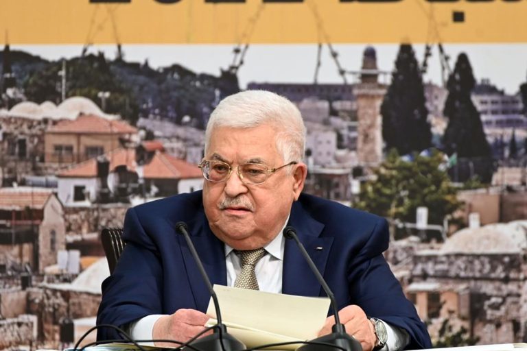 Mahmoud Abbas remercie l&rsquo;Algérie pour sa position « constante et honorable » à l&rsquo;égard de la cause palestinienne