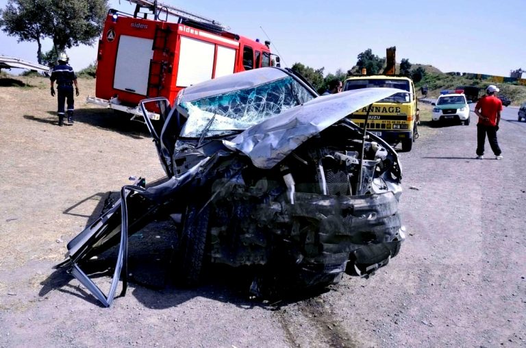 Guelma  Un mort et 2 blessés graves dans un tragique accident de la route