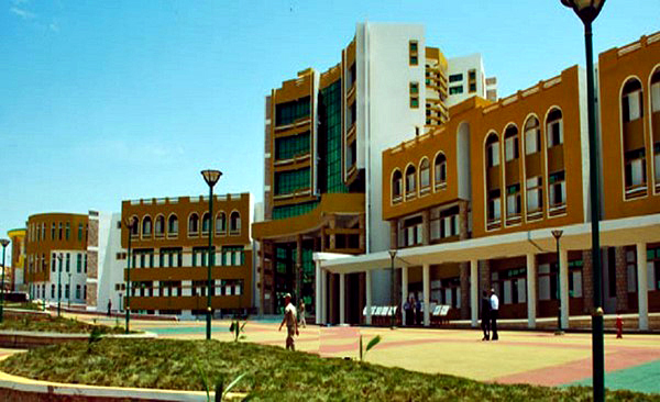 Centre universitaire de Mila  L’institut des Droits en grève