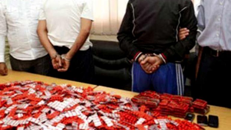 Souk Ahras – Traffic de psychotropes : 622 capsules saisies et arrestation de 2 individus