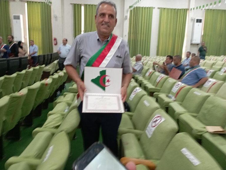 Guelma:  Mme le Wali récompense les 34 P/APC de la Wilaya à l’occasion de leur fin de stage