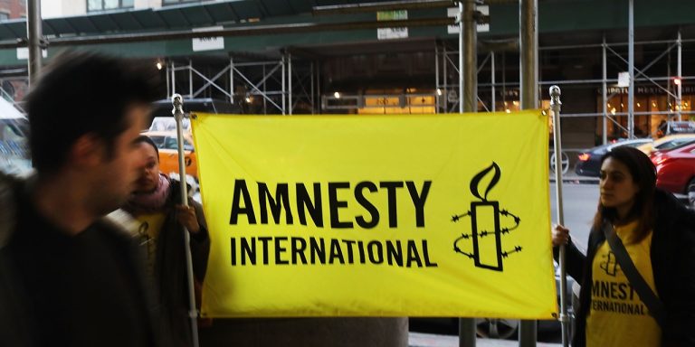 Amnesty international sur la touche