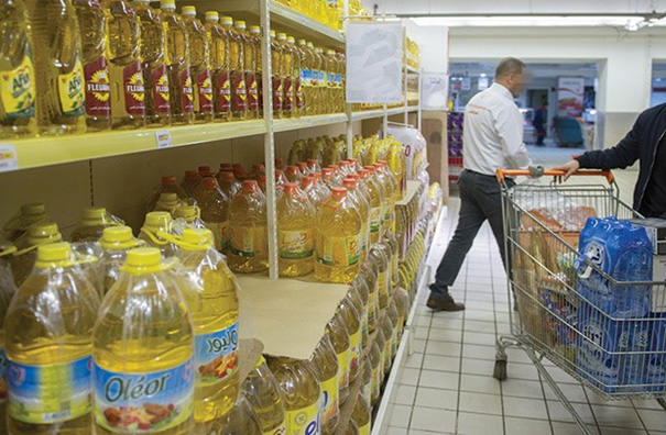 Annaba – 30 tonnes d’huile de table distribués quotidiennement: Les commerçants sont la seule cause de la pénurie