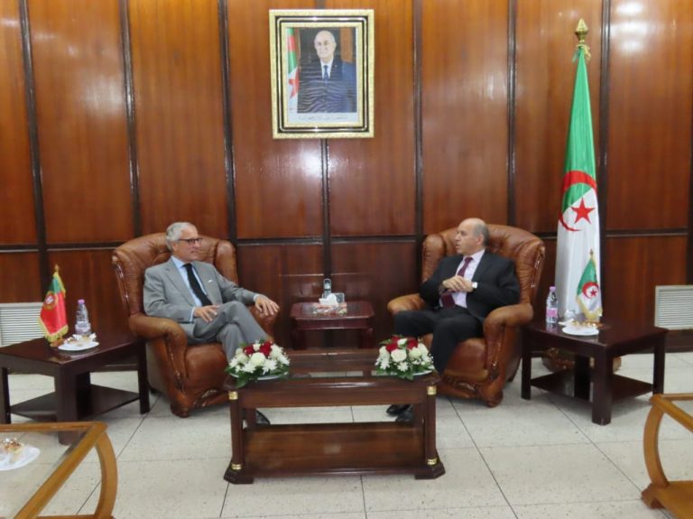 Renforcer les relations algéro-portugaises dans le domaine de la santé