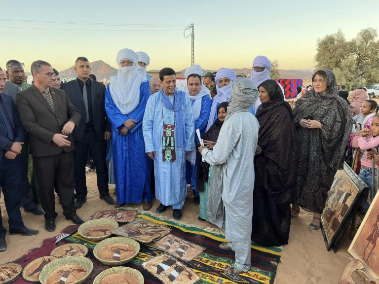 Hamadi donne à Djanet le coup d&rsquo;envoi de la saison du tourisme saharien