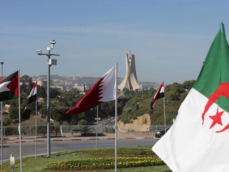 Sommet d&rsquo;Alger: vers des consensus politiques et des solutions économiques