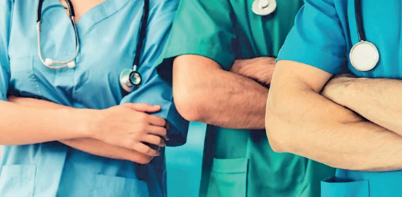 Les médecins des hôpitaux publics veulent une meilleure part du gâteau