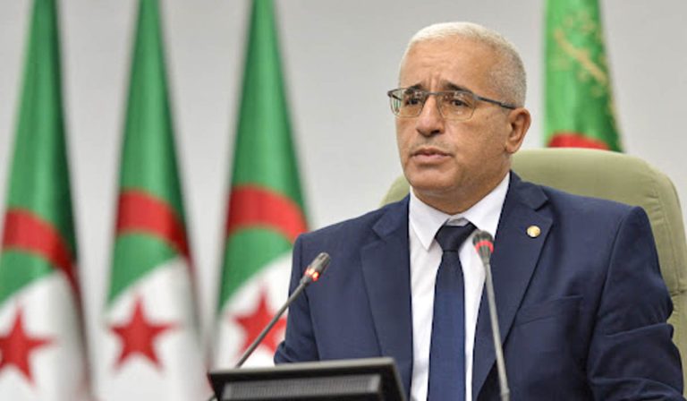 Fonds détournés: Les pas franchis par l&rsquo;Algérie font taire tous les sceptiques