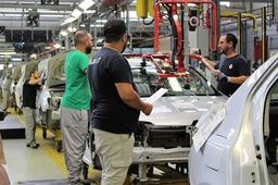 Renault-Algérie se met enfin au diapason