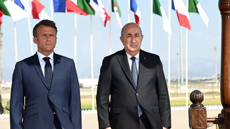 Le voyage du président Tebboune en France reporté