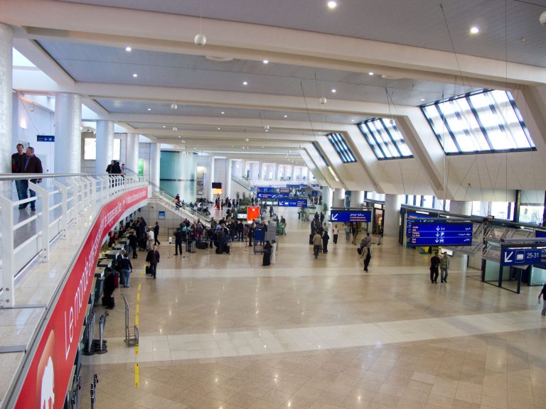 Aéroports d’Alger et d’Oran Plus de 1.2 million d’euros saisis en trois jours