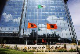 Sonatrach: Hakkar signe la Charte de gouvernance des sociétés relevant du Groupe