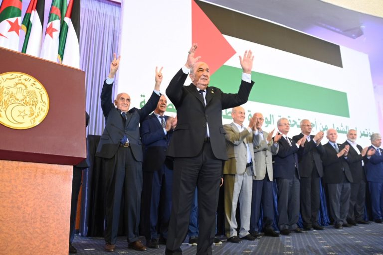 Le président de la République honoré pour ses efforts en faveur de la cause palestinienne