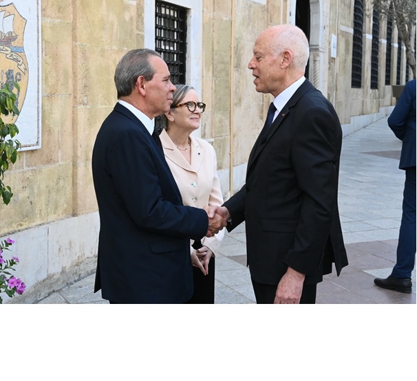 La première ministre tunisienne limogée