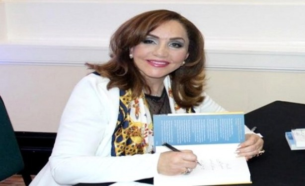 La Foire du livre de Sharjah: Ahlem Mostaghanemi exprime sa solidarité avec la Palestine et les victimes de Ghaza
