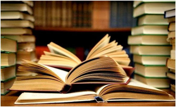 Accorder davantage d’importance à la littérature mémorielle en Algérie.