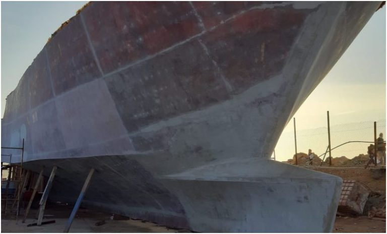 Construction navale Début de réalisation du plus grand navire de pêche