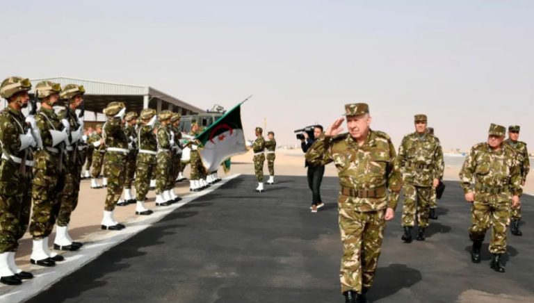 Chanegriha supervise l&rsquo;exécution d&rsquo;un exercice tactique avec munitions réelles en 3ème Région militaire