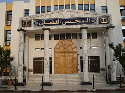 Cour d&rsquo;Annaba :Des peines allant de 10 ans de prison à la perpétuité pour 19 accusés dans une affaire de drogue