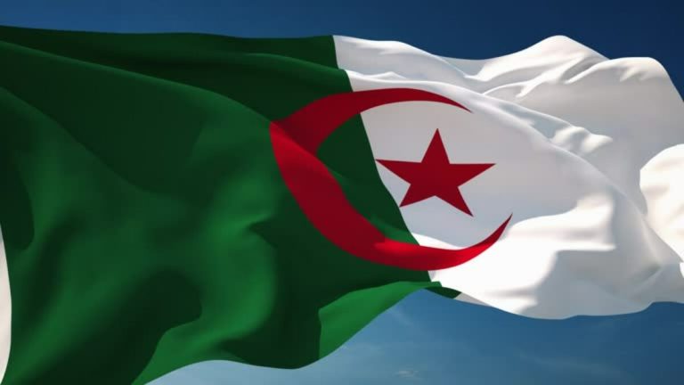 Pourquoi aimons-nous l’Algérie ? :Chronique d’une fidélité sans condition