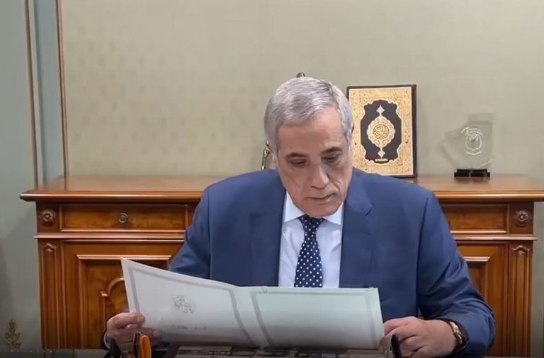 Fissures sociales et voix d’alerte:L’appel de Nadir Larbaoui à une égalité réinventée dans le monde arabe