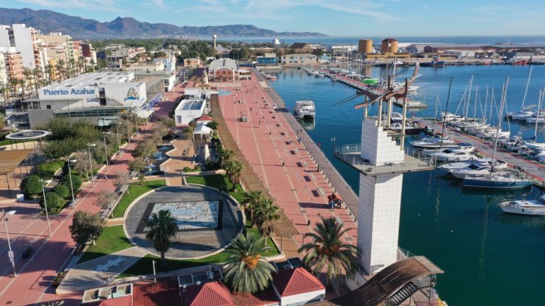 Le port de Castellón renforce ses échanges avec l’Algérie pour soutenir l’industrie céramique