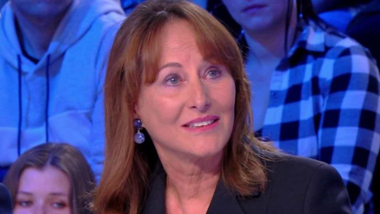 Ségolène Royal attendue à Alger:Un arc en ciel dans un ciel gris -noir