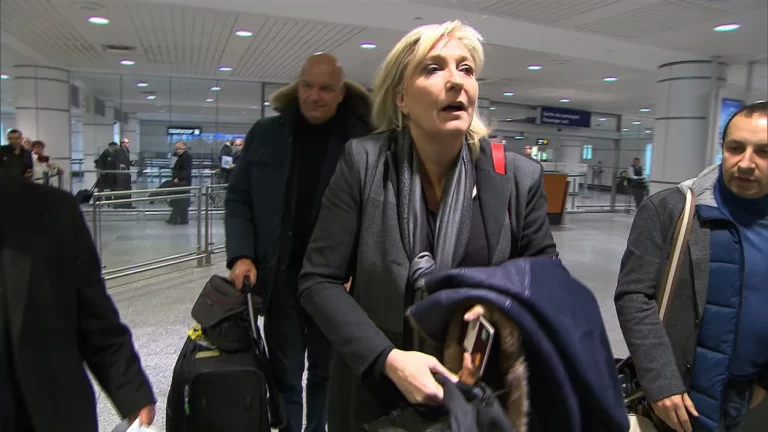Fiasco au Québec: Marine Le Pen rejetée par la rue et boudée par la classe politique